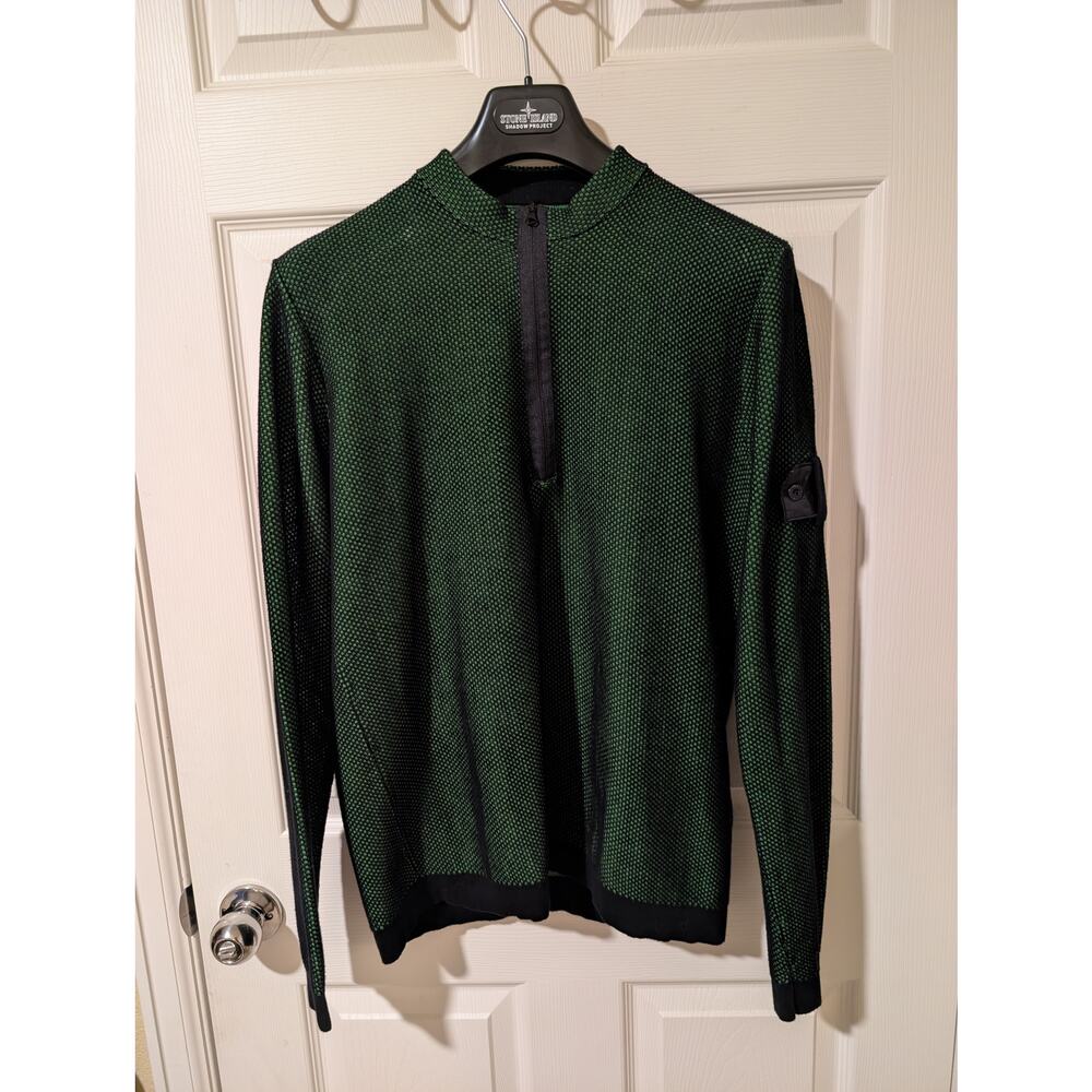 Mesh sweater